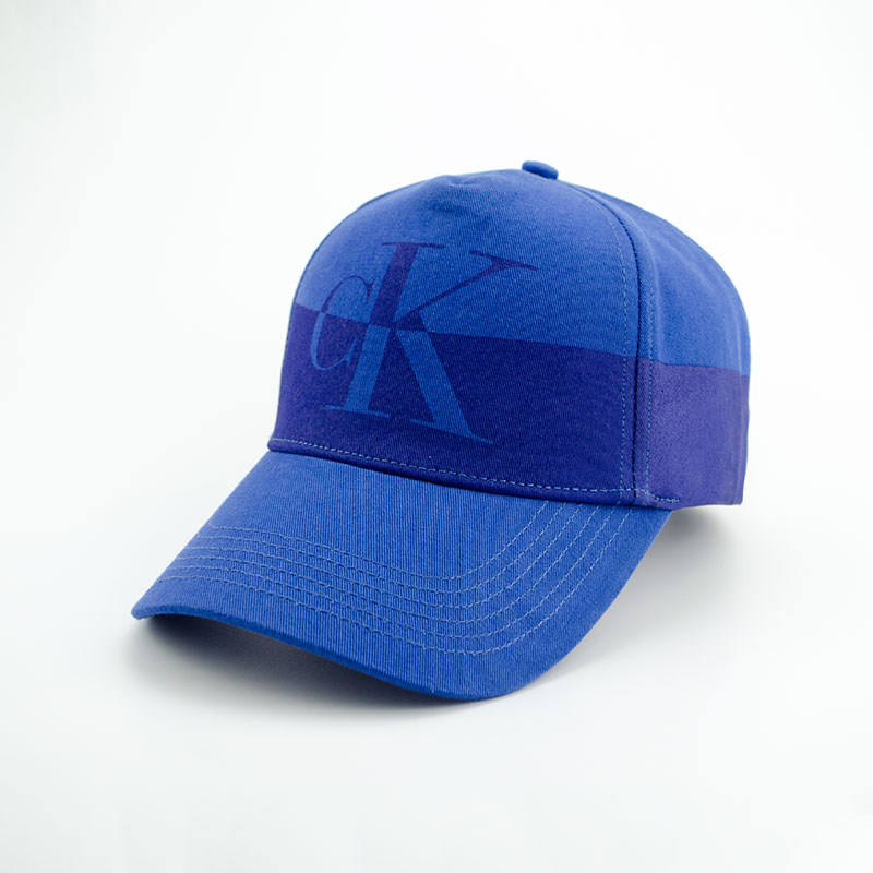 Gorra Urbana con Letras en Relieve DAILYRUN | Unisex · Talla Única · 18 Estilos